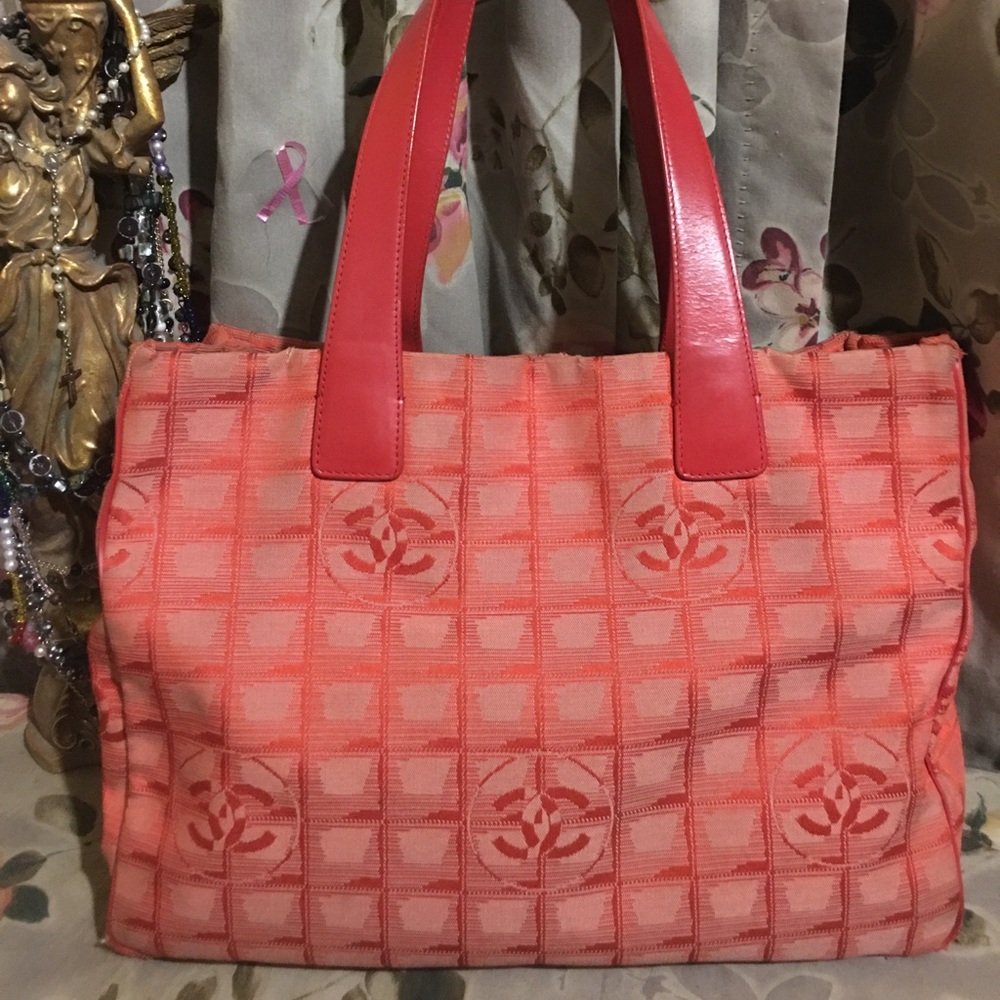 ♥️CHANEL Monogram Tote handbag Vintage RARE! - Picture 3 of 10